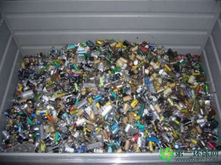 csm_Praesentation_Batterien_handsortiert_02_4521bafee5