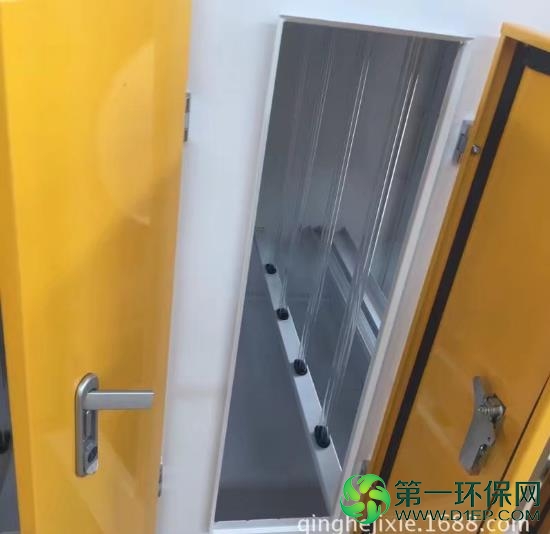 活性炭吸附箱12